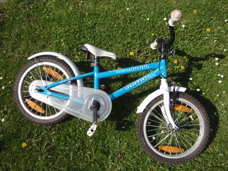 AUTHOR Orbit 2015 9"